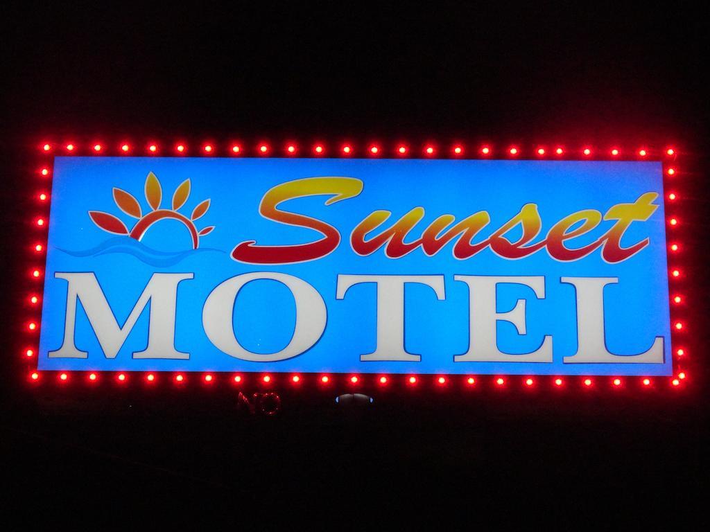 Sunset Motel Taft Екстер'єр фото